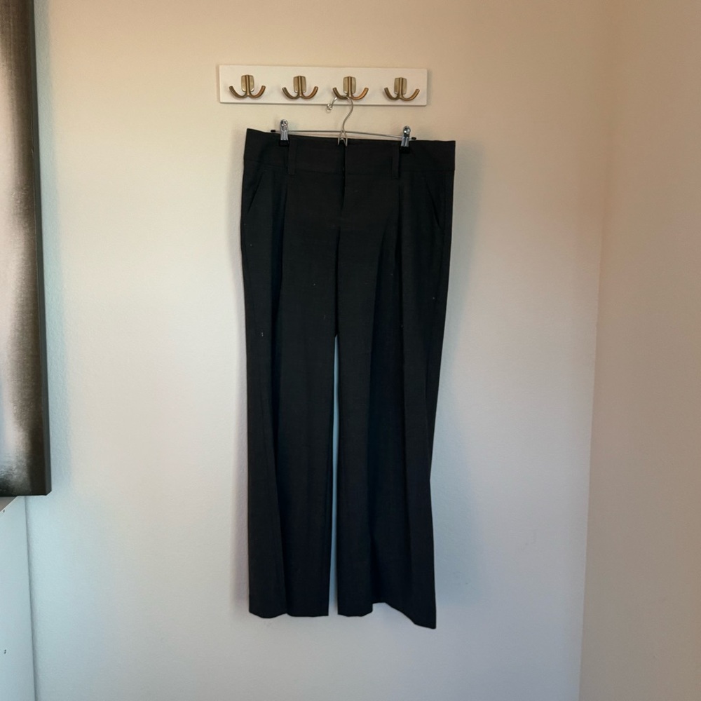 Body by Victoria Gray Dress Pants
